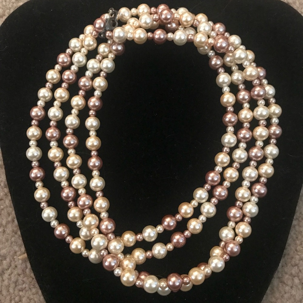 Cream and Pink Pearl Necklace